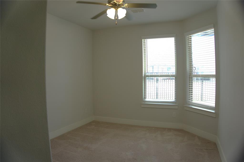 902 Sendera Lane Property Photo 8