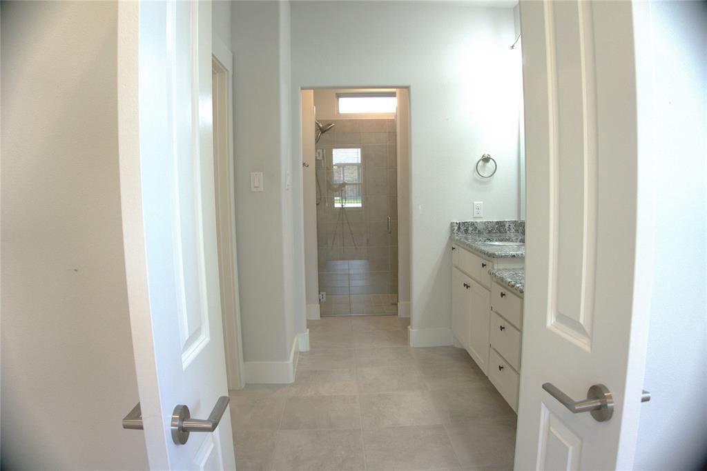 902 Sendera Lane Property Photo 13