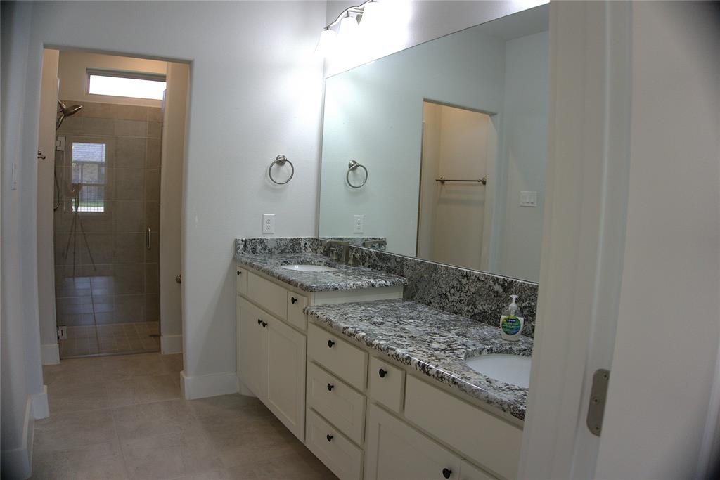 902 Sendera Lane Property Photo 14