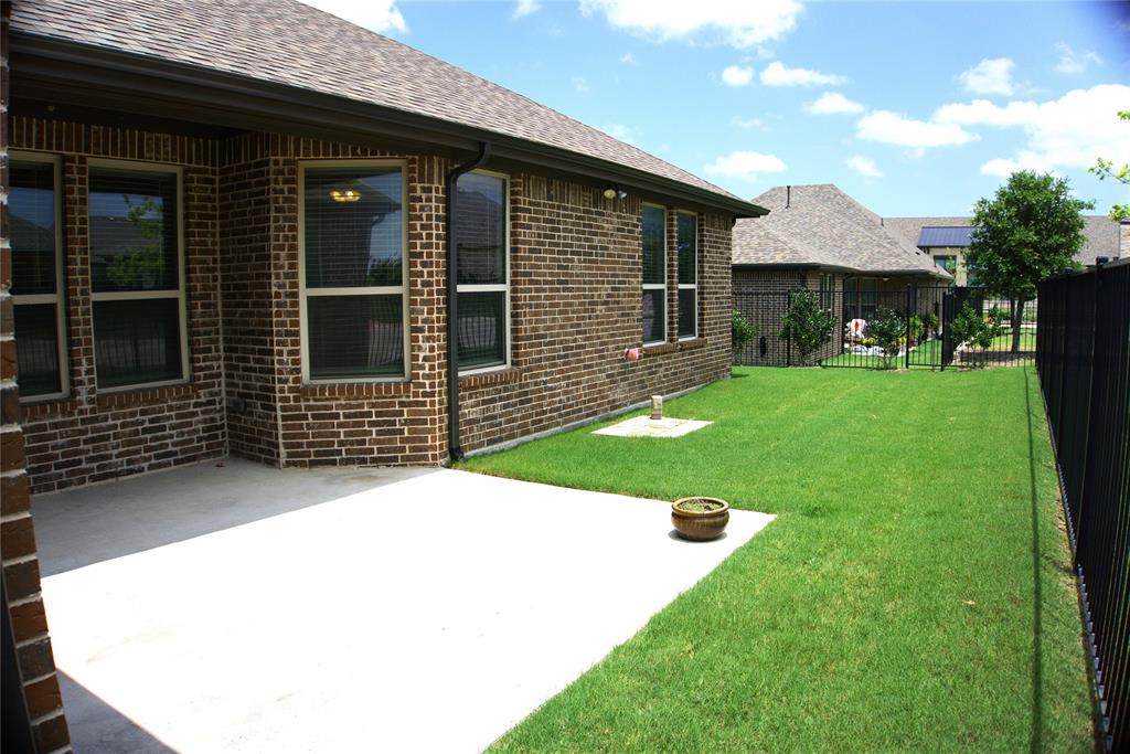 902 Sendera Lane Property Photo 15