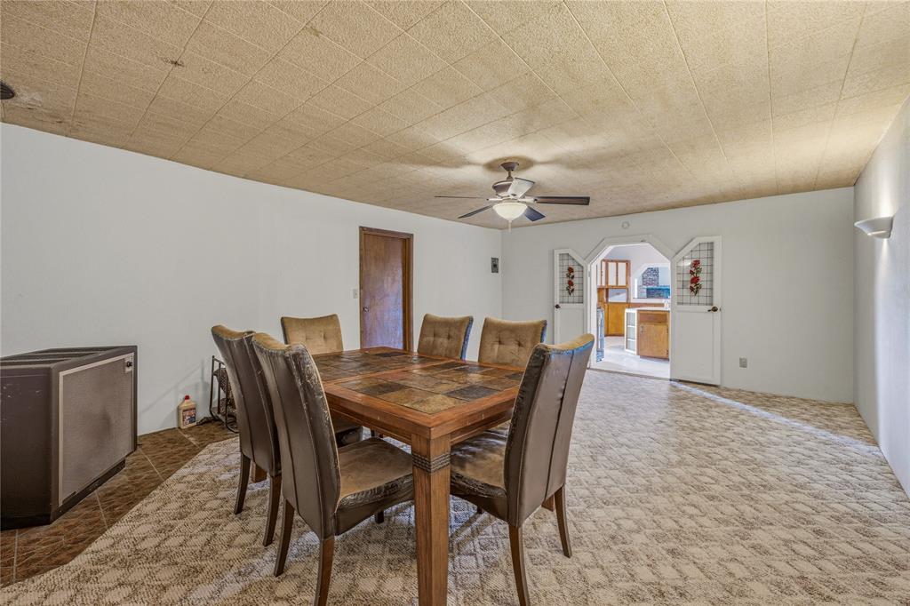 207 N Fisher Property Photo 13
