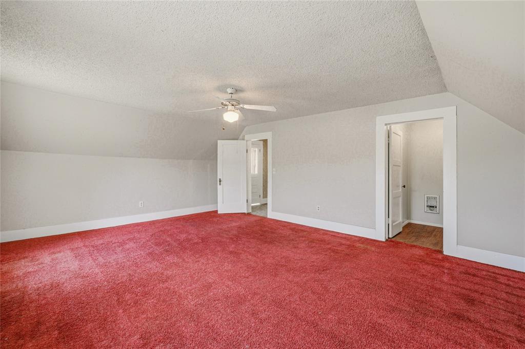 207 N Fisher Property Photo 22