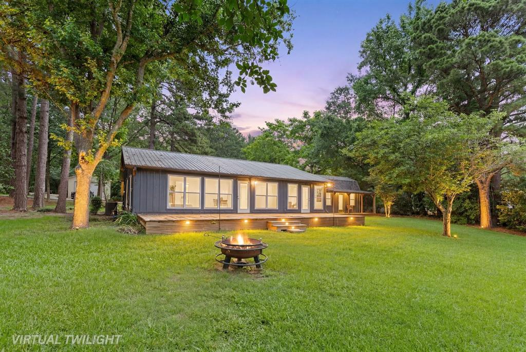 331 Spring Creek Drive Property Photo 18