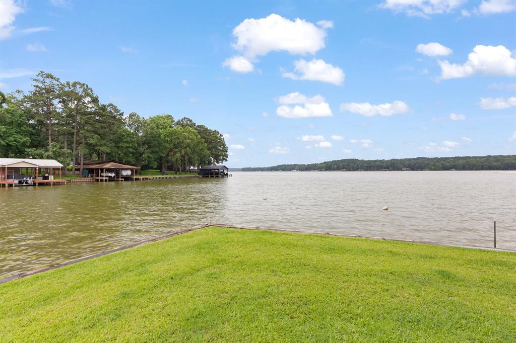 331 Spring Creek Drive Property Photo 23