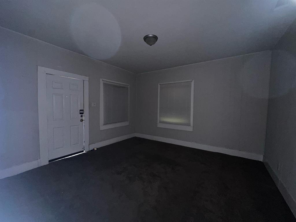 3301 Frazier Avenue Property Photo 3