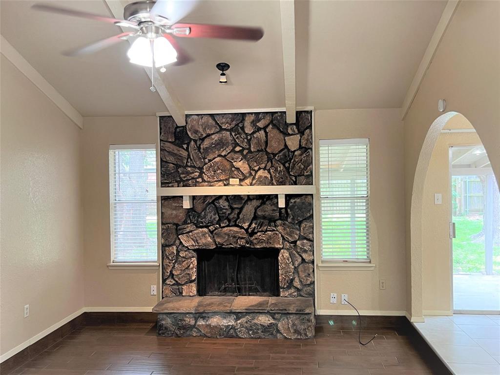 2310 Dartmouth Drive Property Photo 6