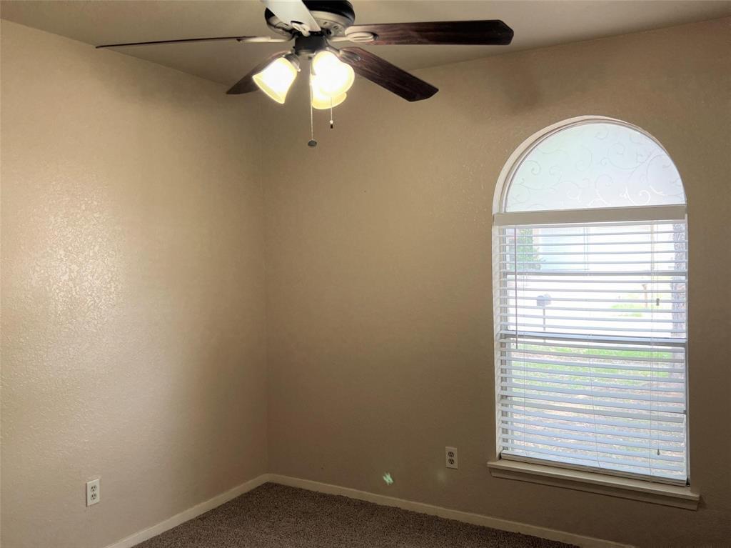 2310 Dartmouth Drive Property Photo 8
