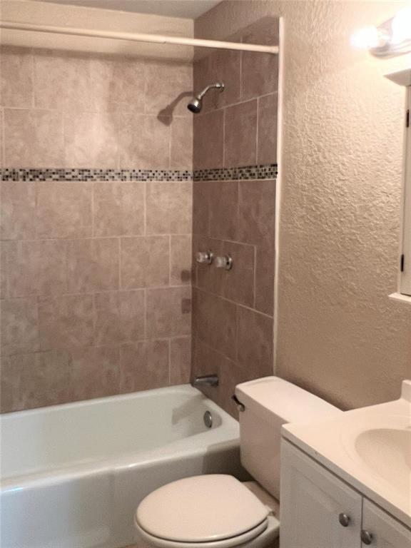 2310 Dartmouth Drive Property Photo 11