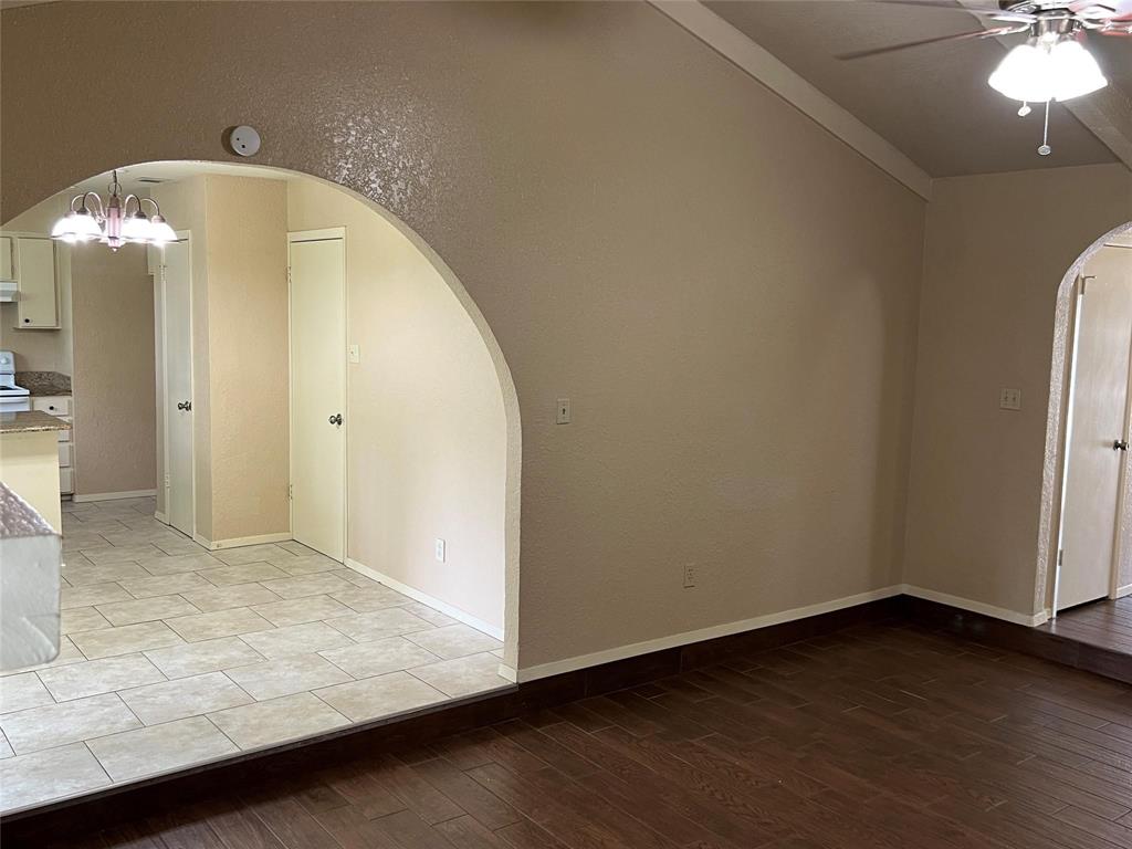 2310 Dartmouth Drive Property Photo 13