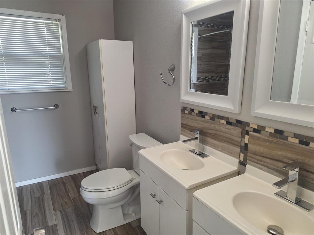 1225 Harrison Lane Property Photo 18