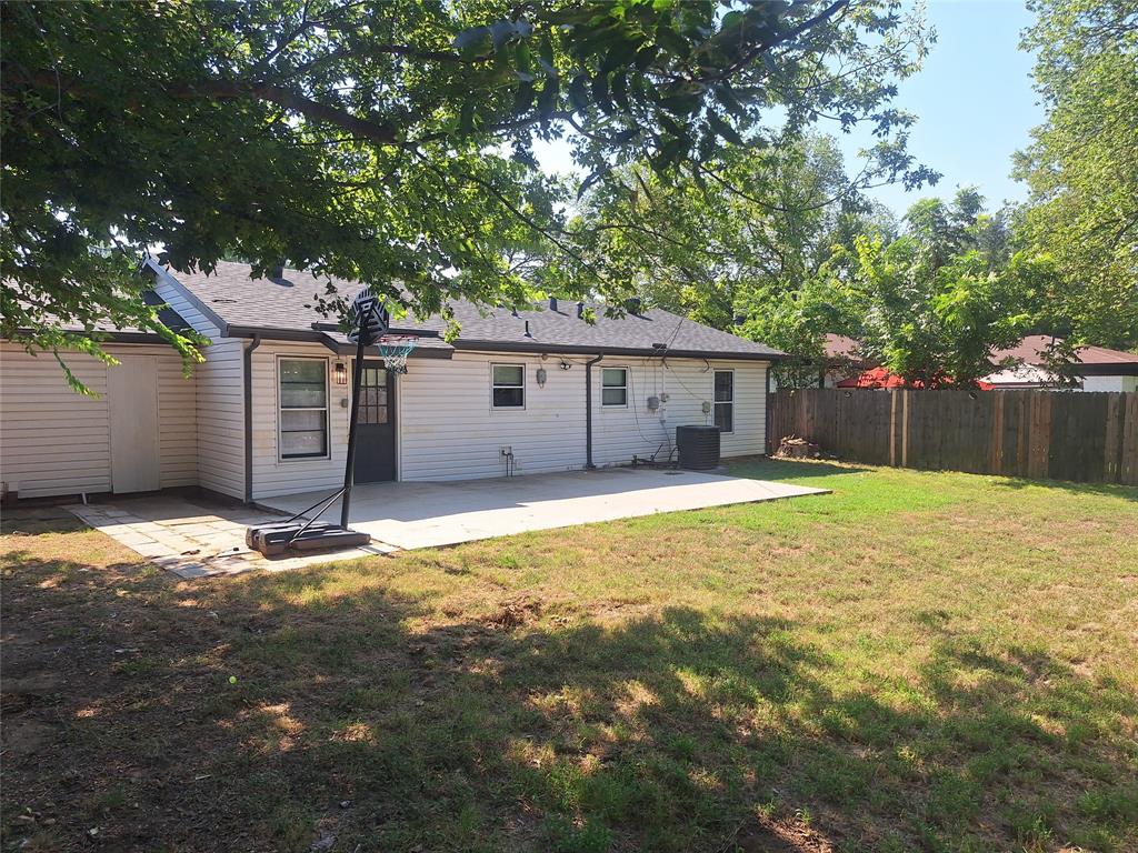 1225 Harrison Lane Property Photo 24