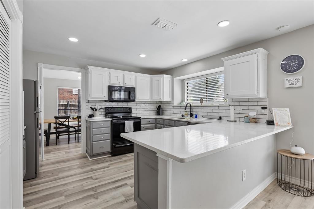 2108 Bentley Drive Property Photo 16