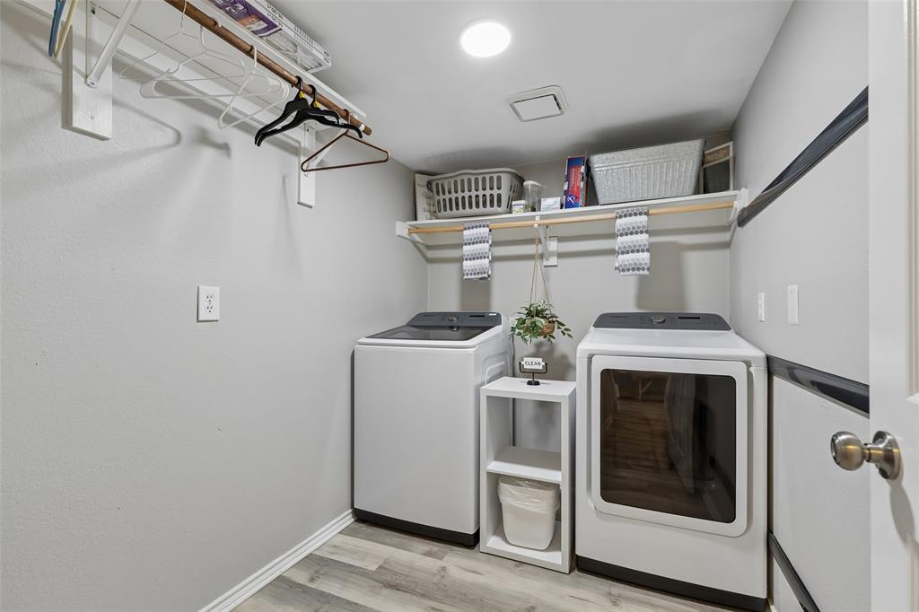 2108 Bentley Drive Property Photo 27
