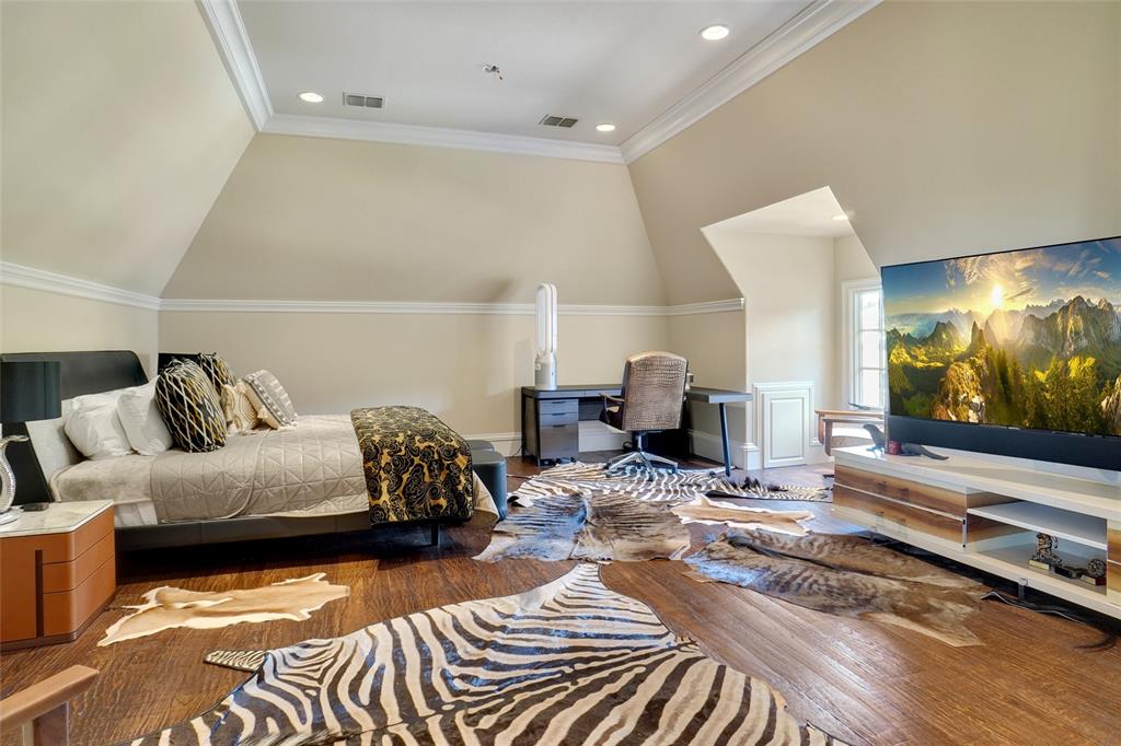 5905 Giverny Property Photo 24
