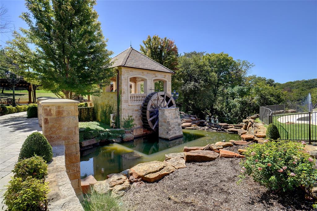 5905 Giverny Property Photo 32