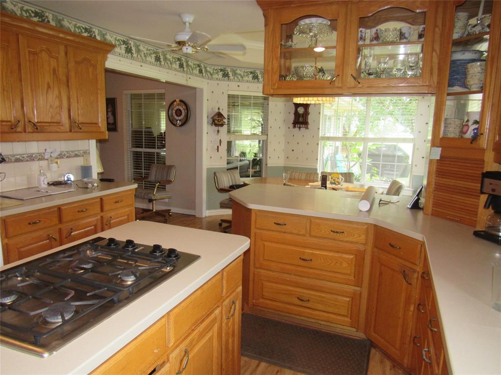 404 County Road 260 Property Photo 18
