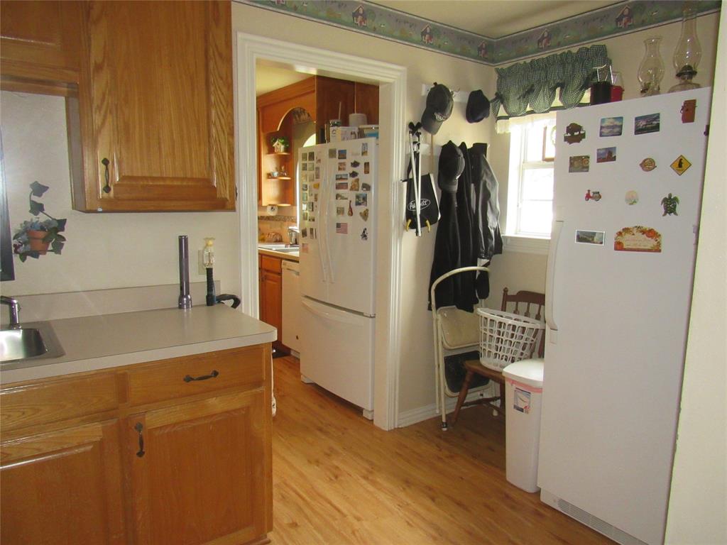 404 County Road 260 Property Photo 21