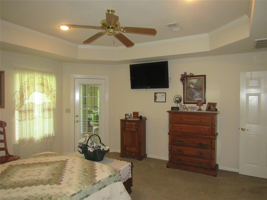 404 County Road 260 Property Photo 35