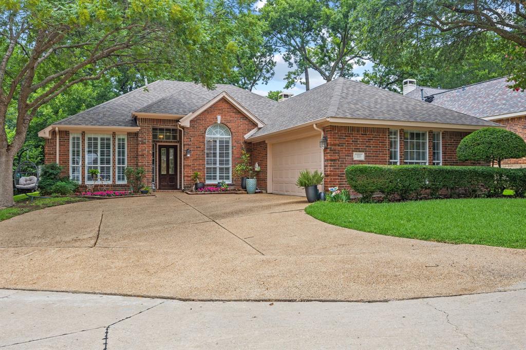 221 Freedom Court Property Photo 1