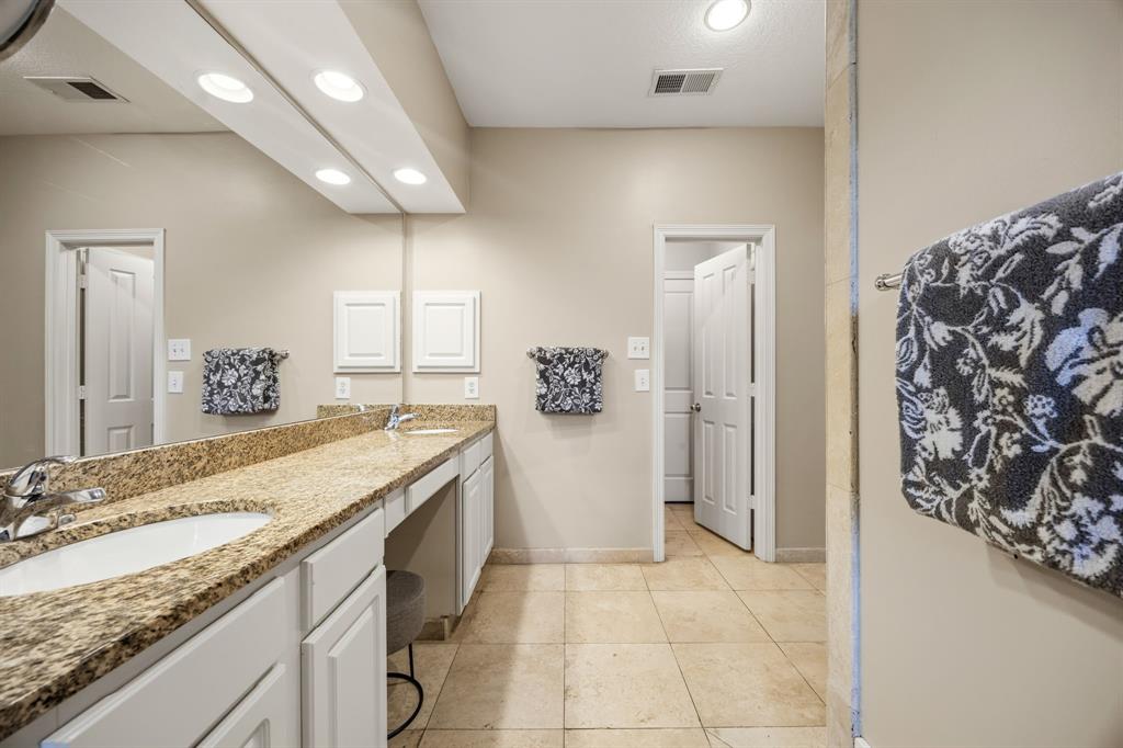 221 Freedom Court Property Photo 16
