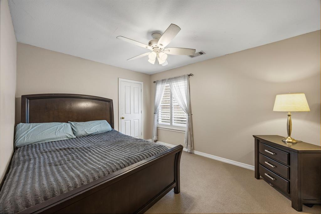 221 Freedom Court Property Photo 20