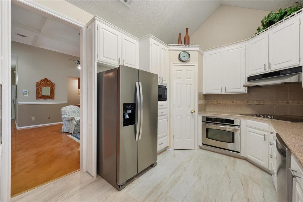 2105 Sleepy Hollow Drive Property Photo 20