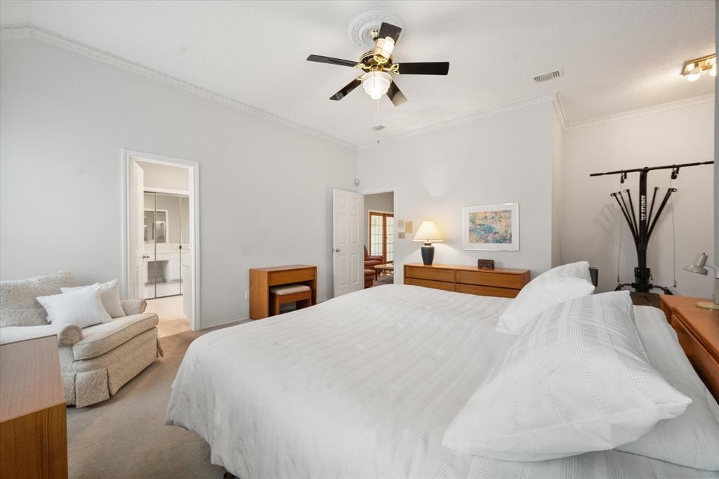 2105 Sleepy Hollow Drive Property Photo 22