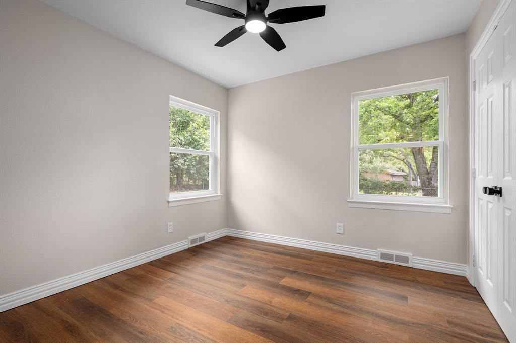 9795 Twin Creek Circle Property Photo 24