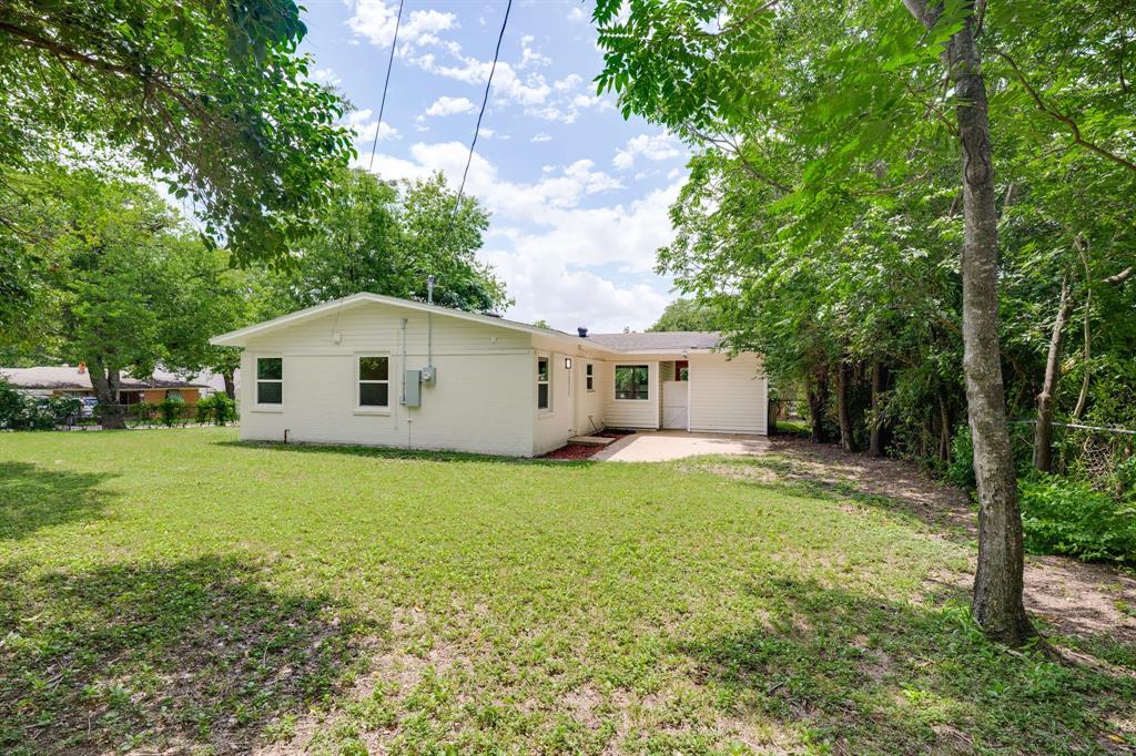 9795 Twin Creek Circle Property Photo 26