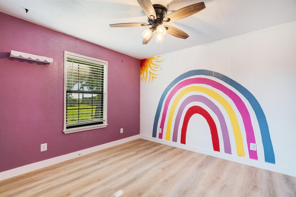 13944 Farm Road 195 Property Photo 15
