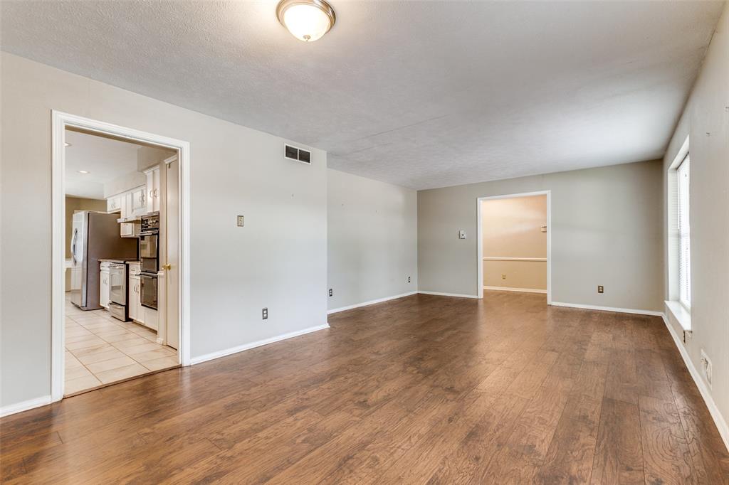 7739 La Manga Drive Property Photo 6