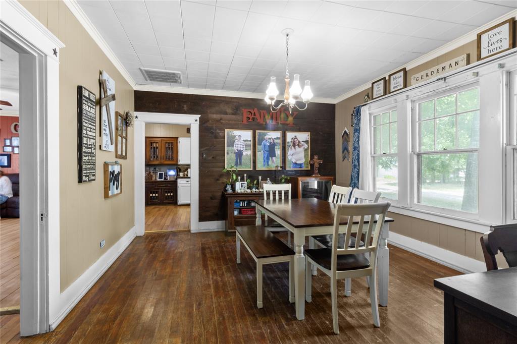 600 Elm Street Property Photo 7