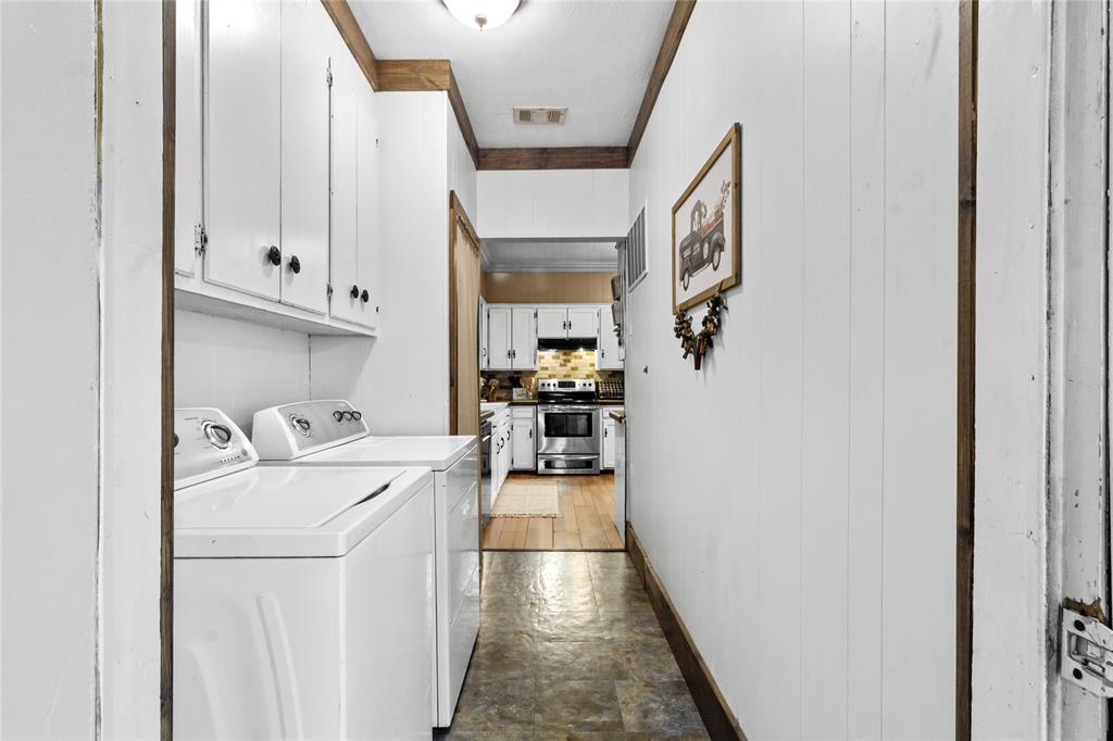 600 Elm Street Property Photo 26