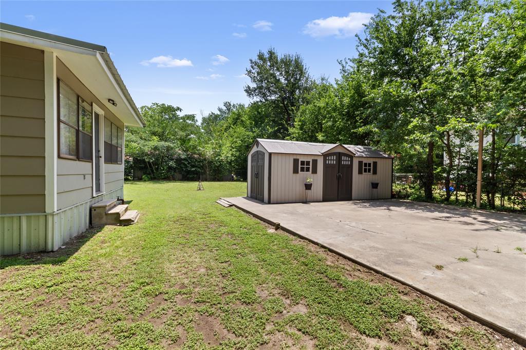 600 Elm Street Property Photo 27