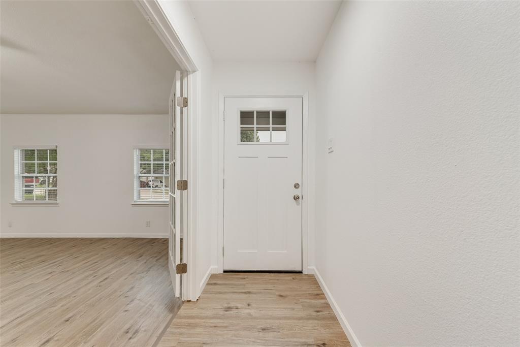 2514 Bobwhite Boulevard Property Photo 3