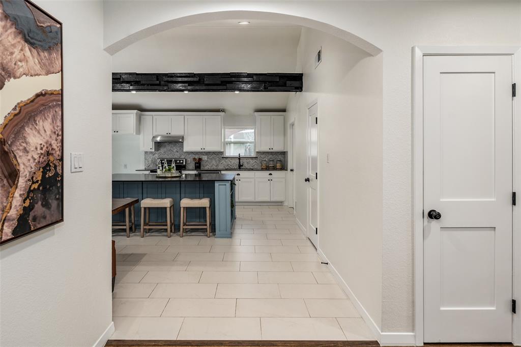 2107 Elmwood Boulevard Property Photo 15