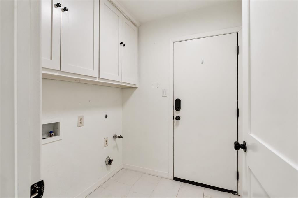 2107 Elmwood Boulevard Property Photo 21