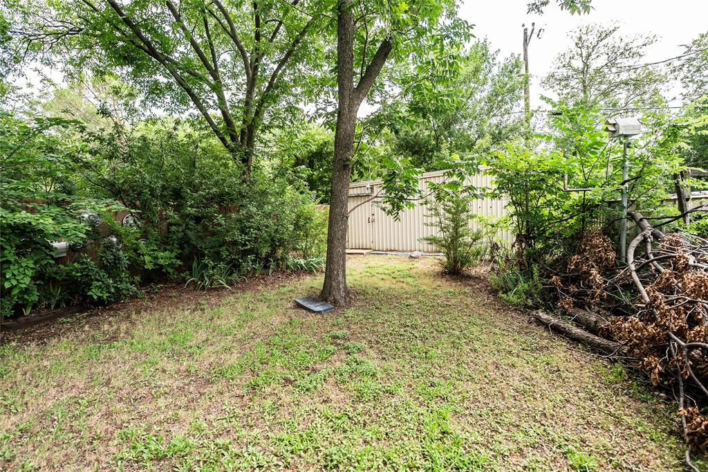706 E Highway 82 Property Photo 8