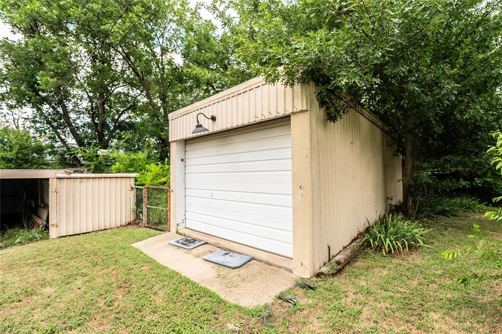706 E Highway 82 Property Photo 13