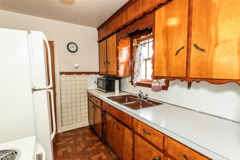 706 E Highway 82 Property Photo 18