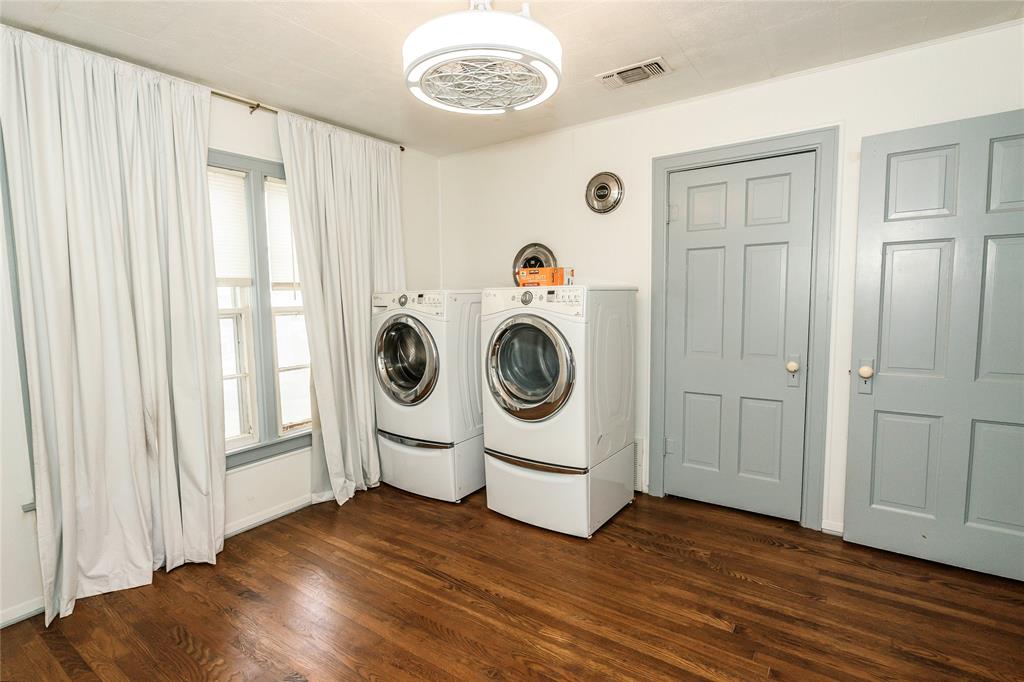 706 E Highway 82 Property Photo 29
