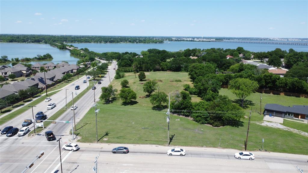 2214-2310 Rowlett Road Property Photo 3