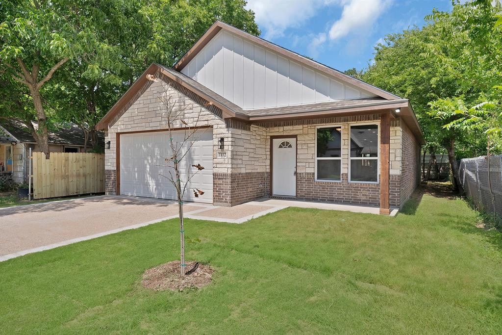 1112 Trinity Street Property Photo 2
