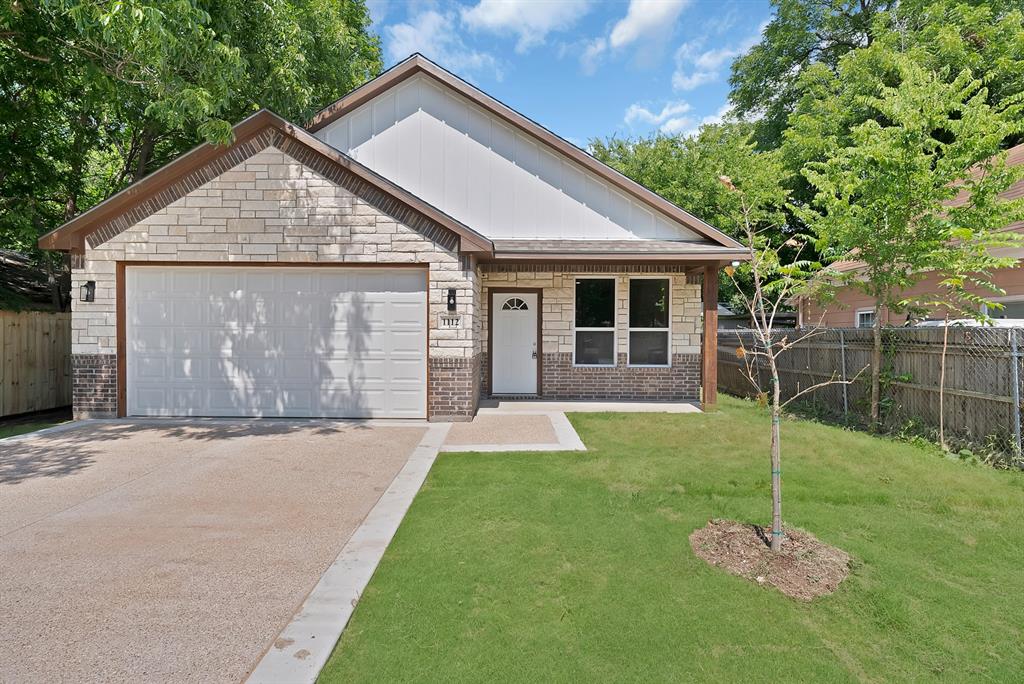 1112 Trinity Street Property Photo 3