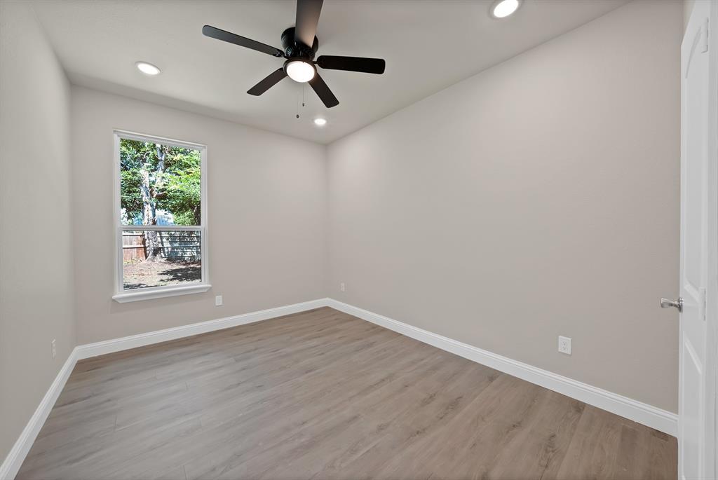 1112 Trinity Street Property Photo 22