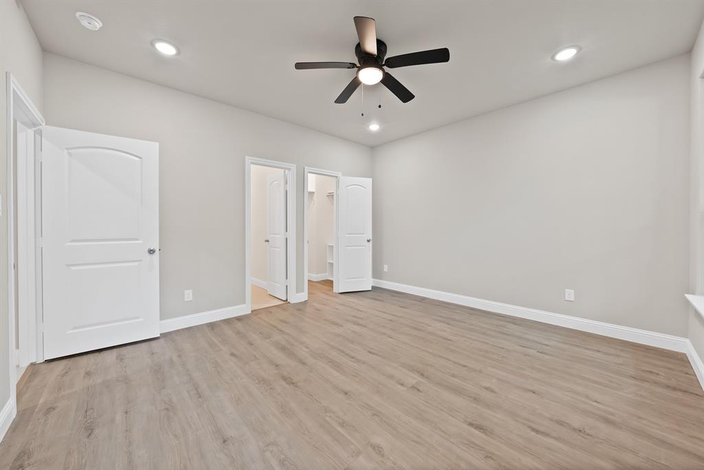 1112 Trinity Street Property Photo 23
