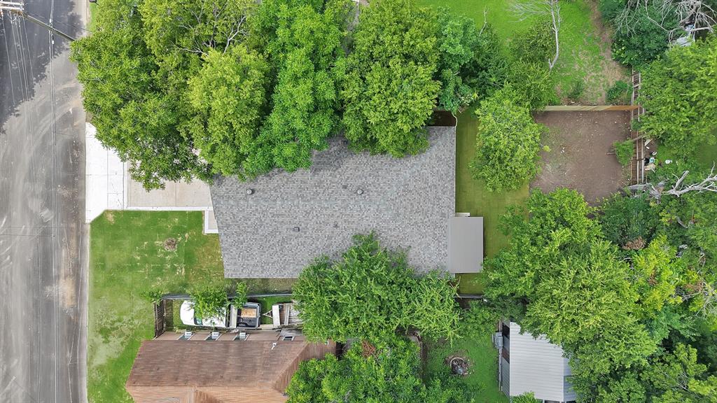 1112 Trinity Street Property Photo 31