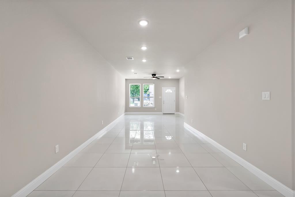 1112 Trinity Street Property Photo 35