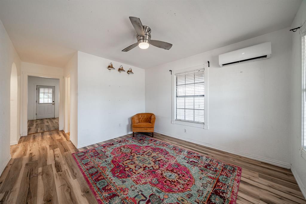 106 Cherry Property Photo 3