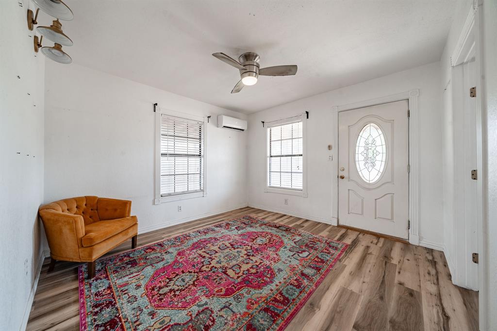 106 Cherry Property Photo 4